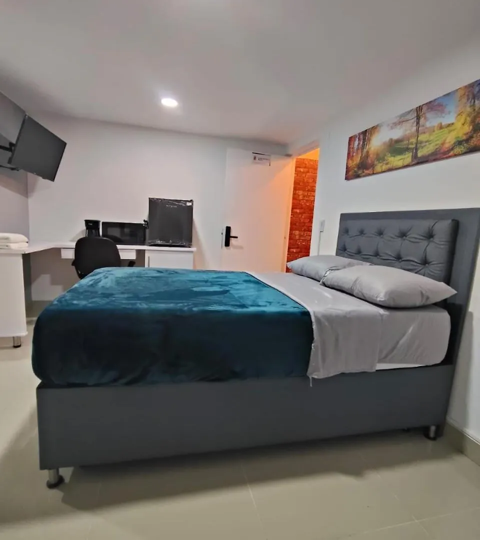 Glam House Hotel Medellín 0*,